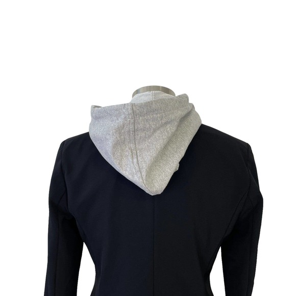 Veronica Beard Women's Size 6 Black Scuba Dickey Blazer with Gray Hooded Dickey - Picture 6 of 13